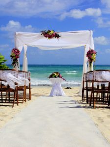 Beach wedding arrangement